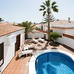Casa Ali Unique Family With Pool וילה